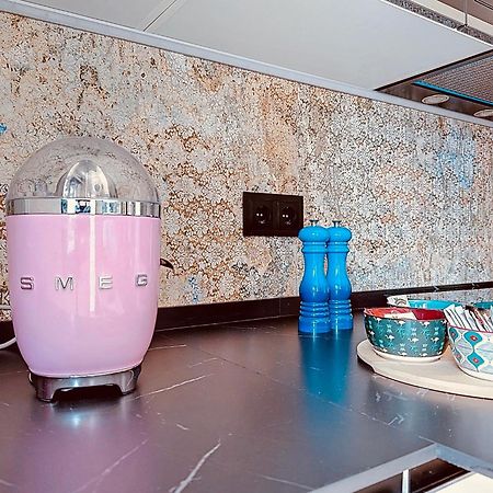 Alhambra Deco Homtels Apartment Torremolinos Luaran gambar