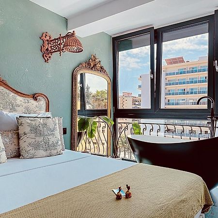 Alhambra Deco Homtels Apartment Torremolinos Luaran gambar