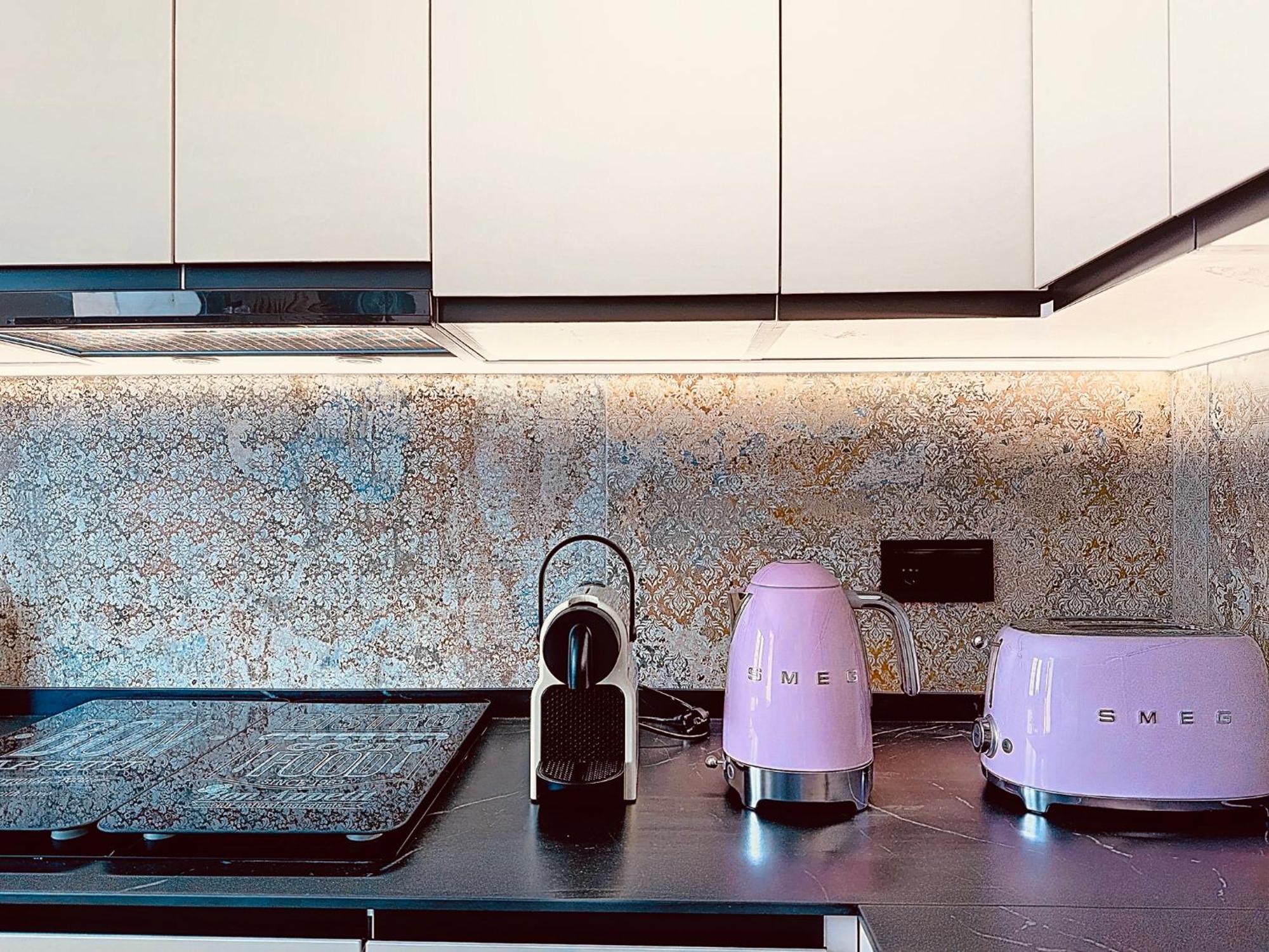 Alhambra Deco Homtels Apartment Torremolinos Luaran gambar