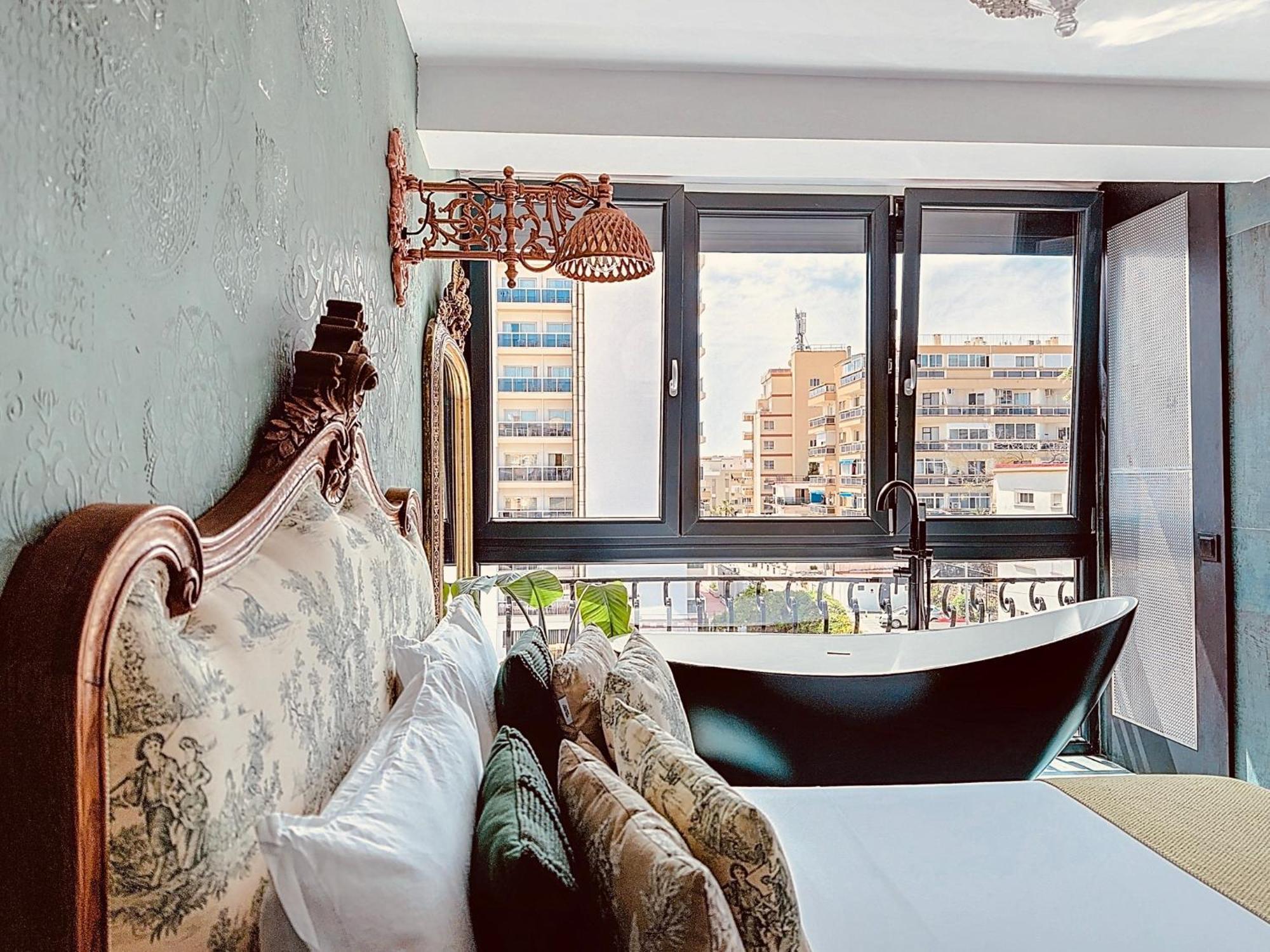 Alhambra Deco Homtels Apartment Torremolinos Luaran gambar